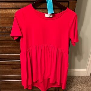 Zenana Outfitters Women's Vibrant Red Short Sleeve Top